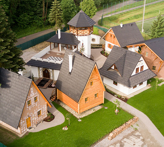 Rozprávková dedinka z vtáčej perspektívy